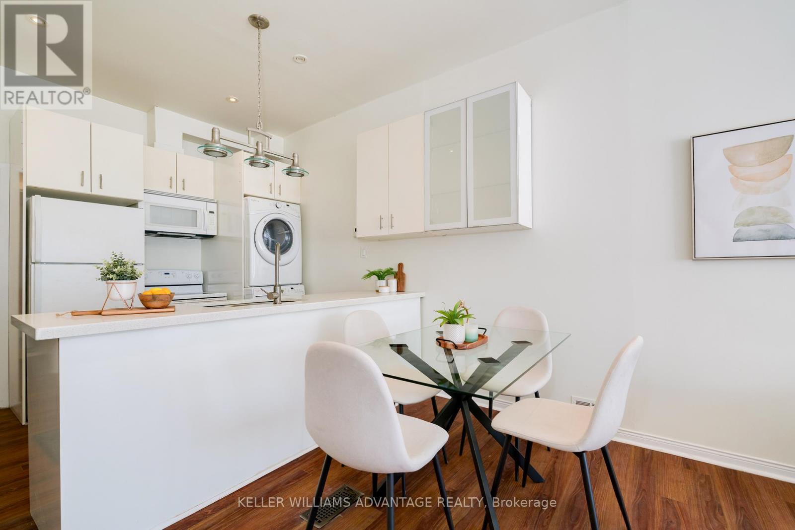 493 Jones Avenue, Toronto, Ontario  M4J 3G8 - Photo 8 - E13075874