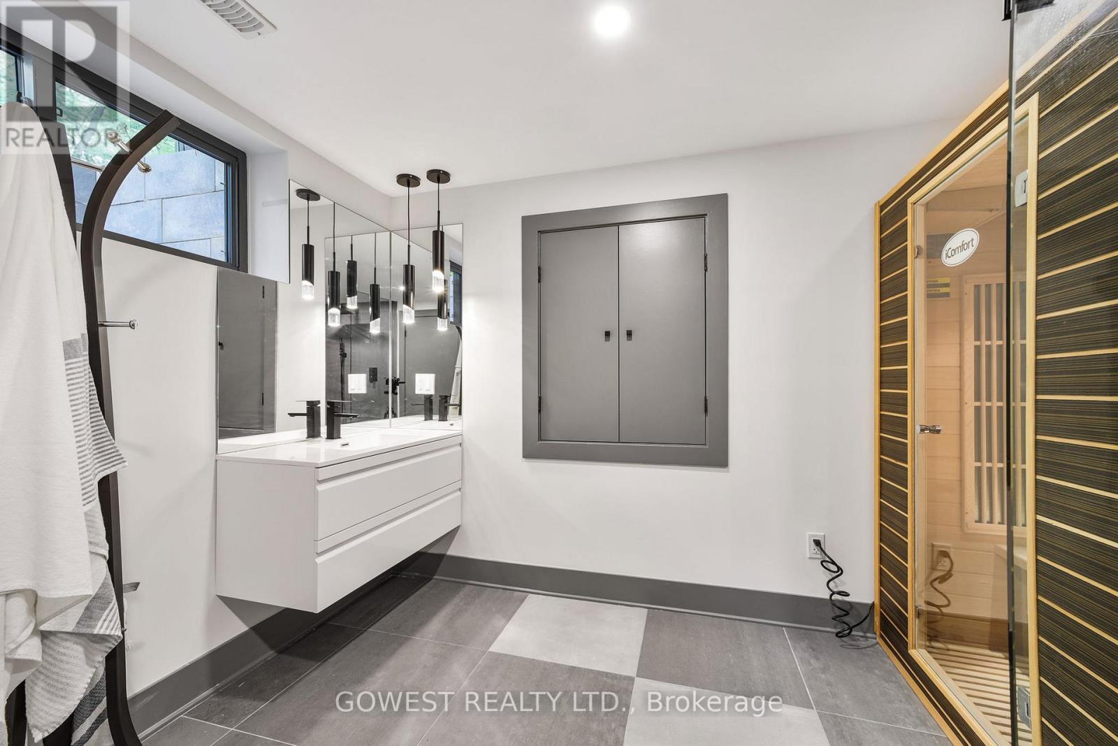 344 Dalewood Drive, Oakville, Ontario  L6J 4P5 - Photo 26 - W12818692