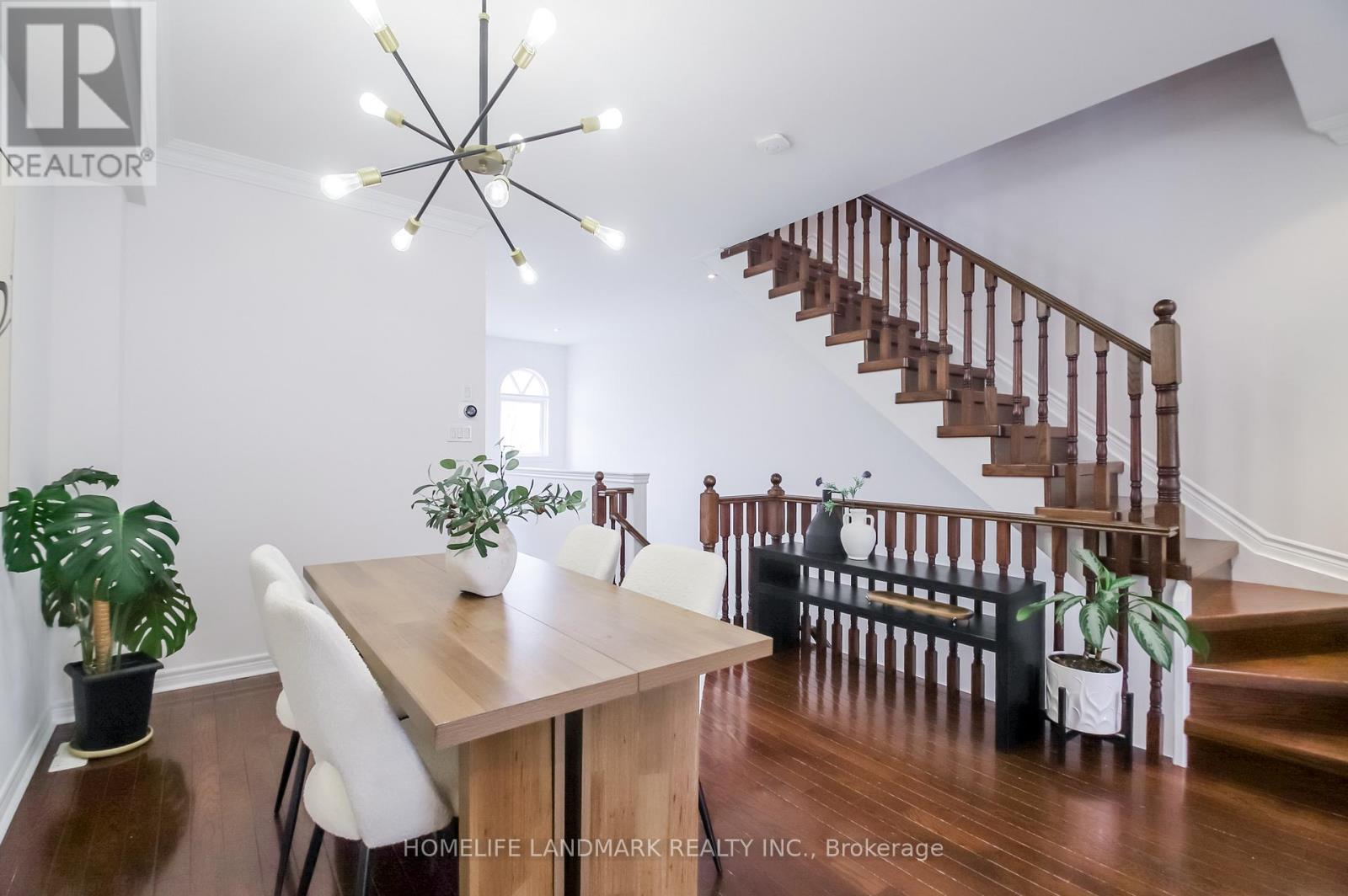 9 - 34 Mendota Road, Toronto, Ontario  M8Y 1E8 - Photo 4 - W13114618
