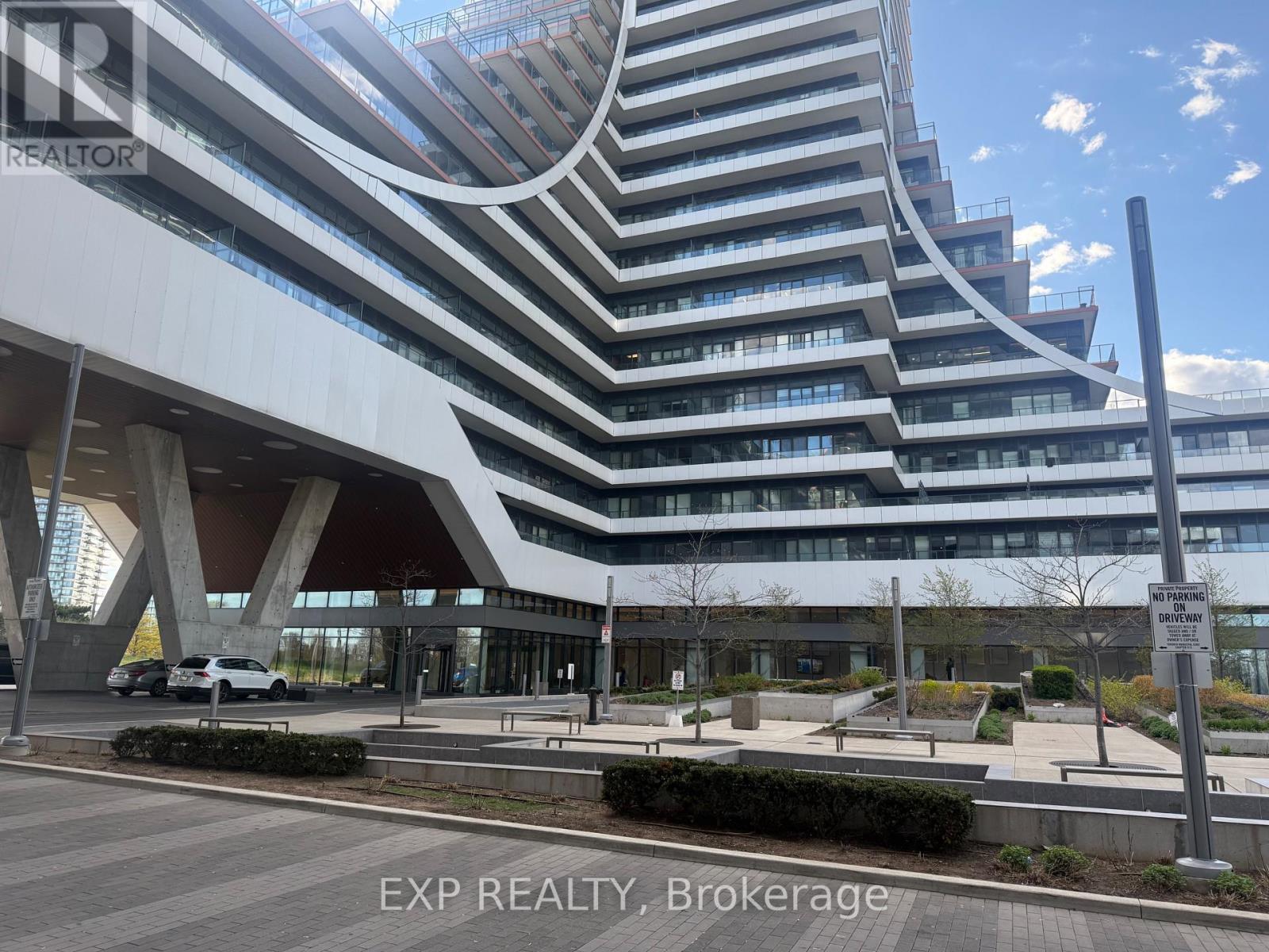 5003 - 30 SHORE BREEZE DRIVE, Toronto, Ontario