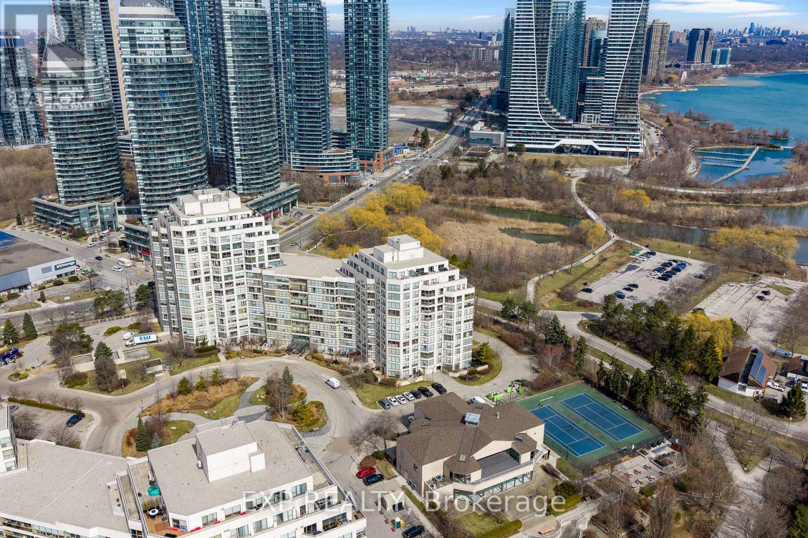 918 - 2261 Lake Shore Boulevard W, Toronto, Ontario  M8V 3X1 - Photo 39 - W13114692