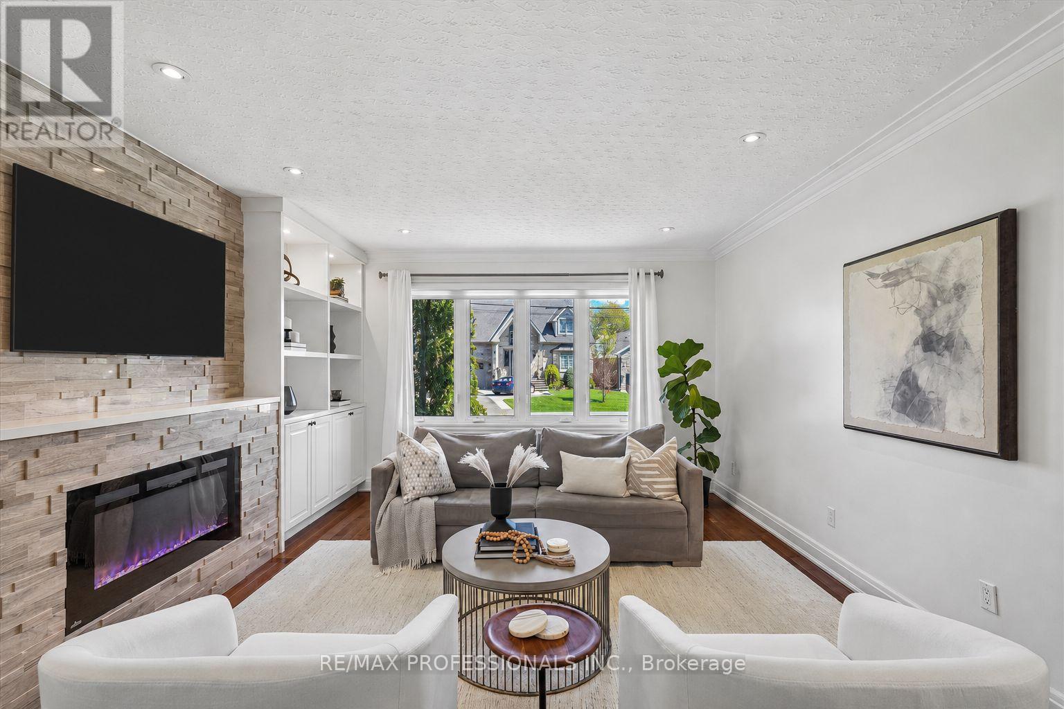 28 Spring Garden Road, Toronto, Ontario  M8Z 3X1 - Photo 4 - W13114730