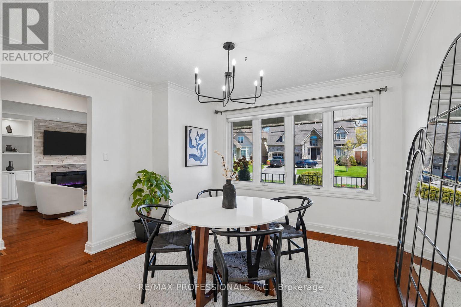 28 Spring Garden Road, Toronto, Ontario  M8Z 3X1 - Photo 5 - W13114730