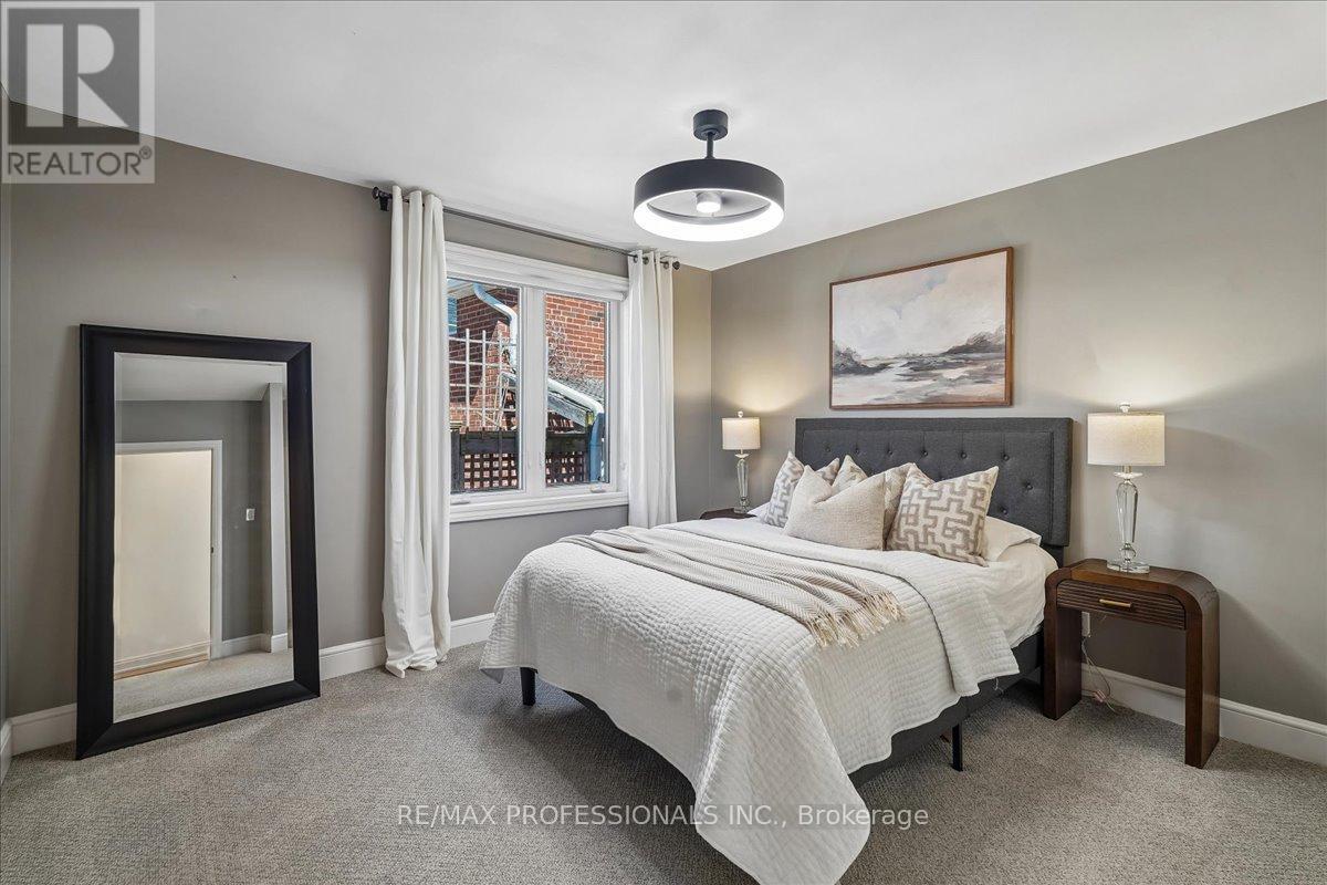 28 Spring Garden Road, Toronto, Ontario  M8Z 3X1 - Photo 9 - W13114730