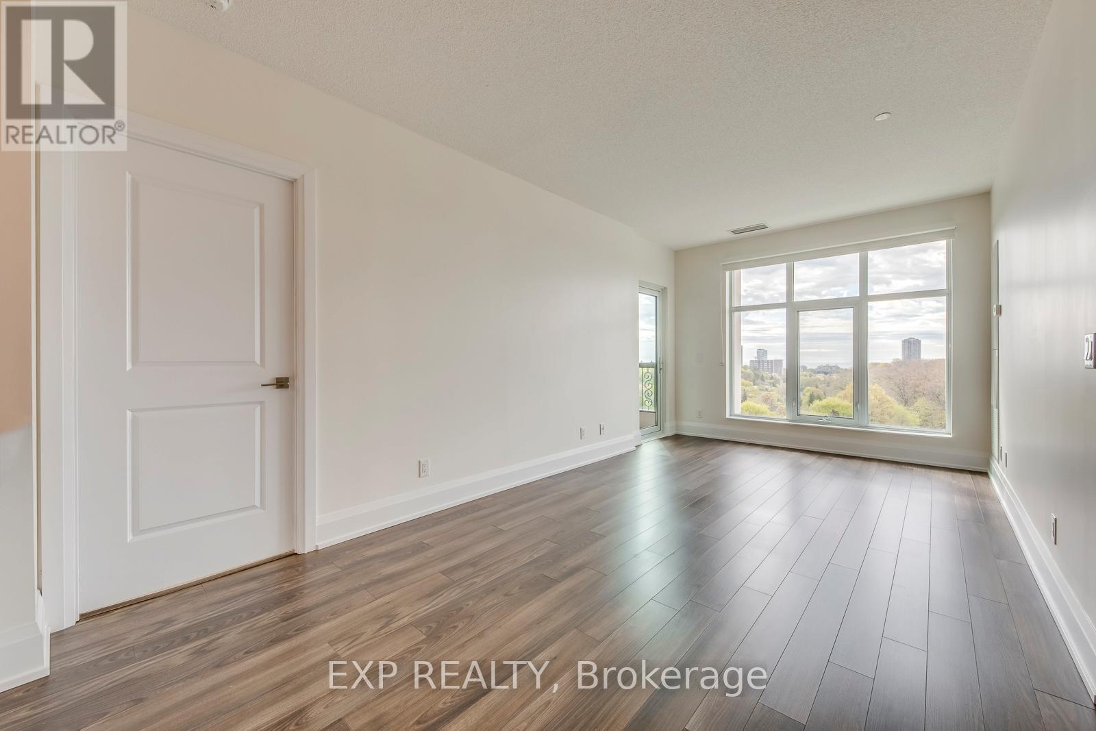 1118 - 1 Old Mill Drive, Toronto, Ontario  M6S 0A1 - Photo 18 - W13114792