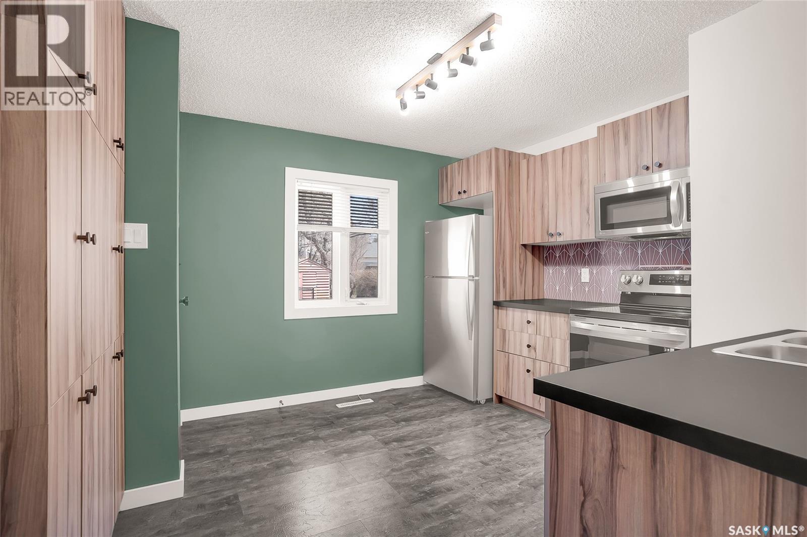 1917 Cairns Avenue, Saskatoon, Saskatchewan  S7J 1T3 - Photo 12 - SK035632