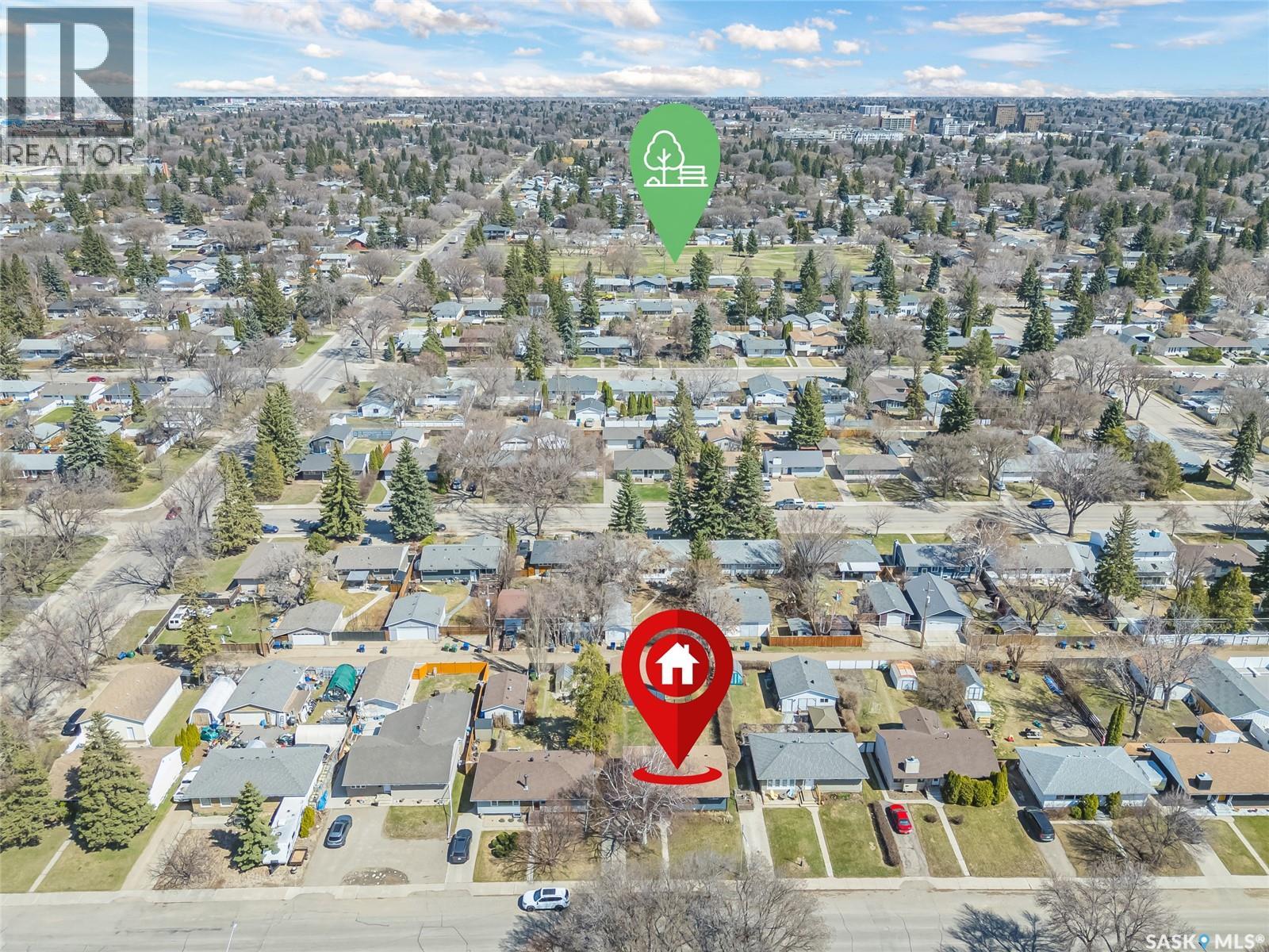 1917 Cairns Avenue, Saskatoon, Saskatchewan  S7J 1T3 - Photo 4 - SK035632
