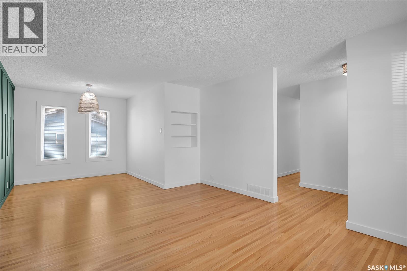 1917 Cairns Avenue, Saskatoon, Saskatchewan  S7J 1T3 - Photo 9 - SK035632