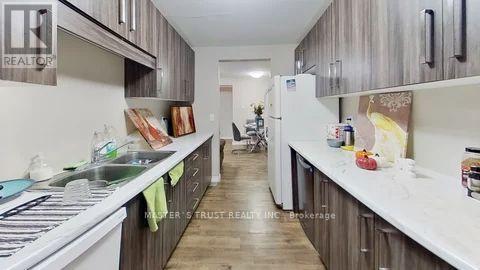 Unit 4 - 117 Erb Street W, Waterloo, Ontario  N2L 1T6 - Photo 3 - X13114566