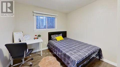 Unit 4 - 117 Erb Street W, Waterloo, Ontario  N2L 1T6 - Photo 4 - X13114566