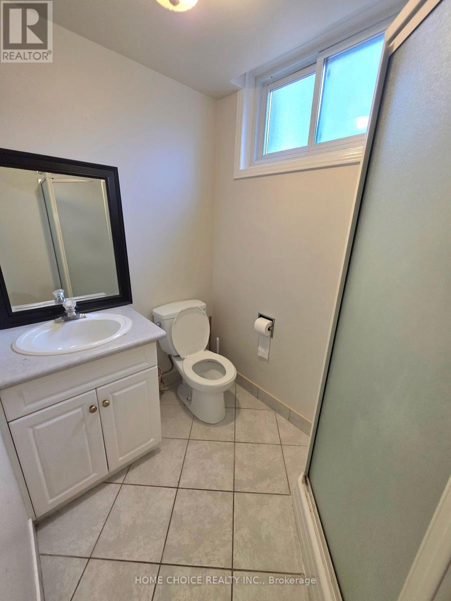 130 Champlain Crescent, Kitchener, Ontario  N2B 2Y6 - Photo 38 - X13114682