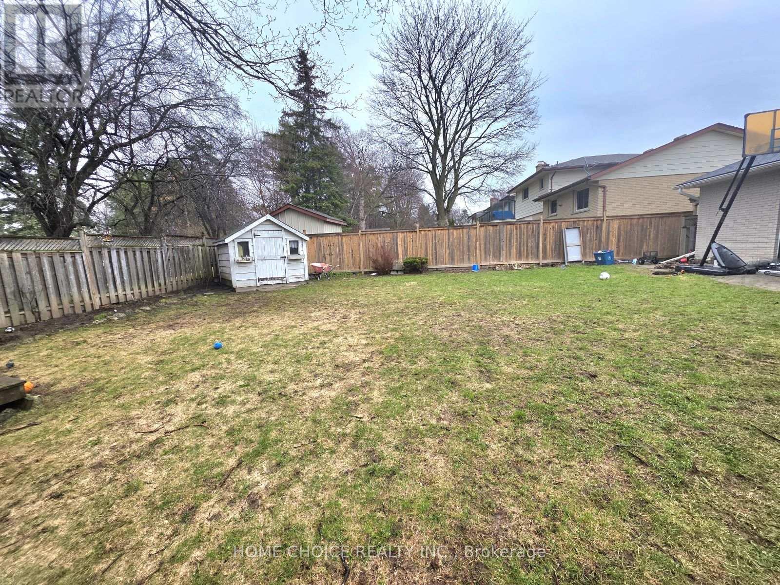 130 Champlain Crescent, Kitchener, Ontario  N2B 2Y6 - Photo 43 - X13114682