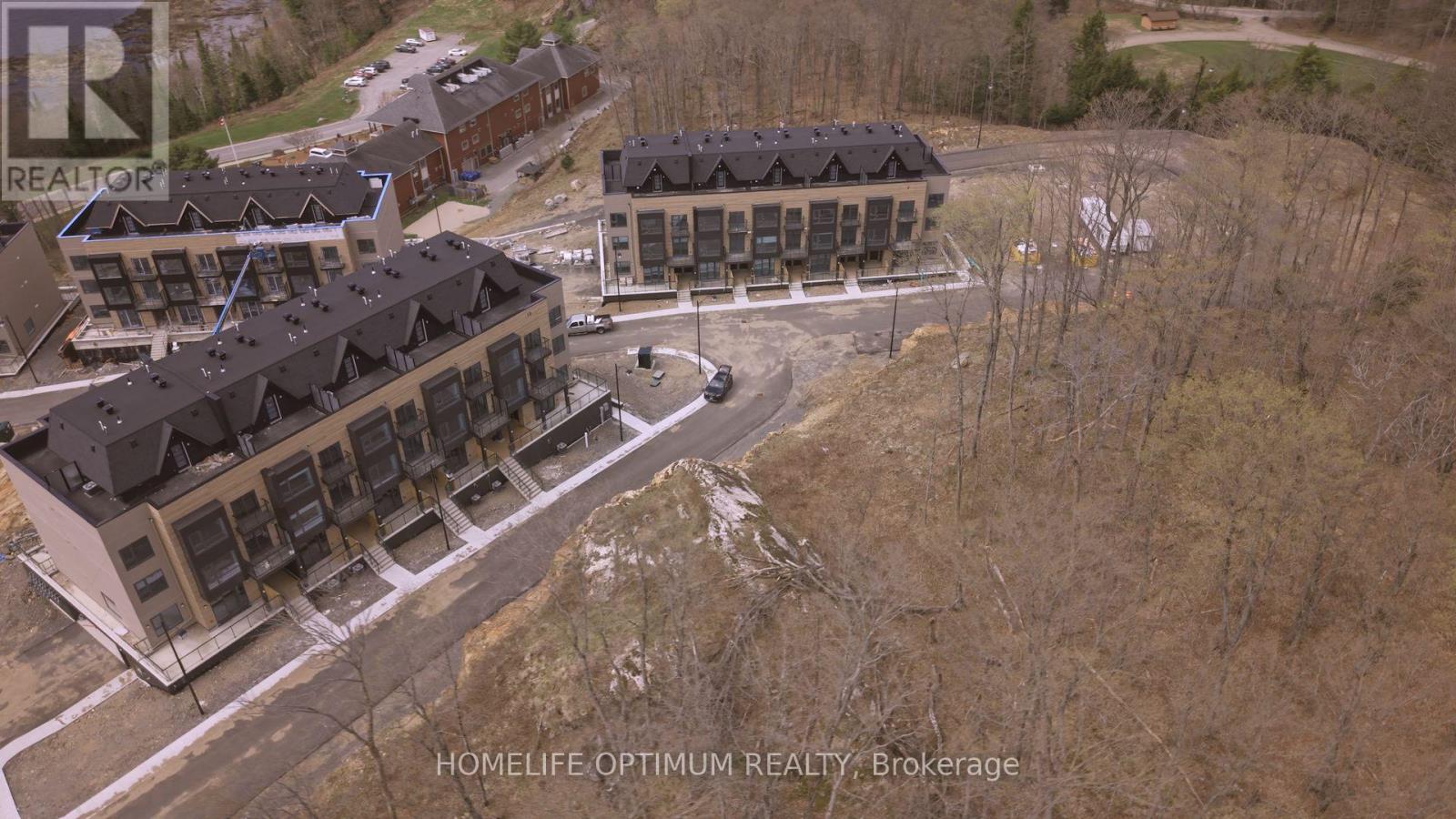 101 - 6 Suncrest Lane, Huntsville (Chaffey), Ontario  P1H 0K3 - Photo 3 - X13114738