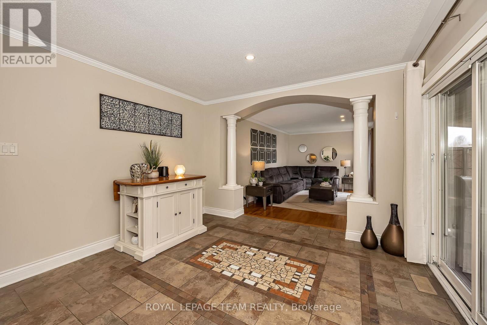 7067 Donwel Drive, Ottawa, Ontario  K4P 1M7 - Photo 12 - X13060756