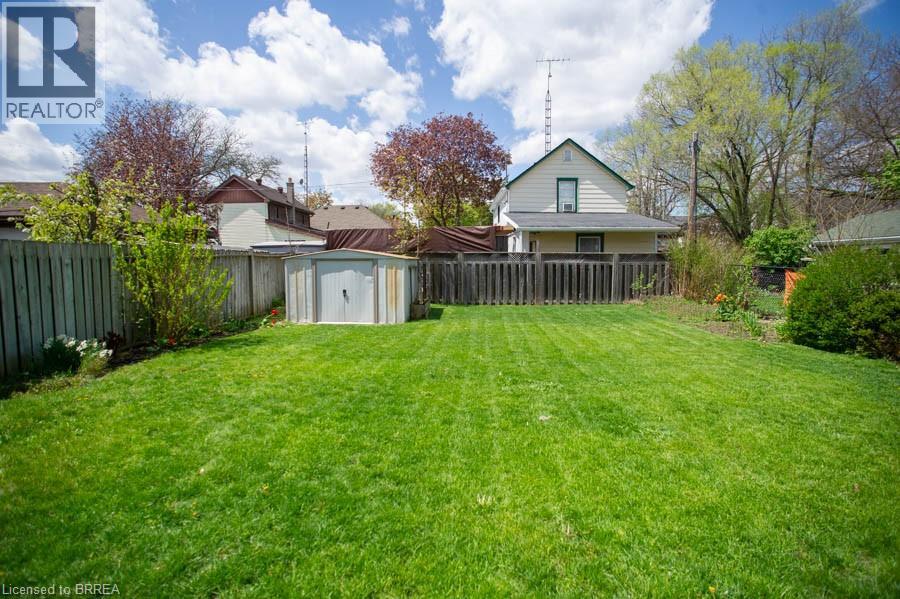 131 Superior Street, Brantford, Ontario  N3S 2L1 - Photo 19 - 40828312
