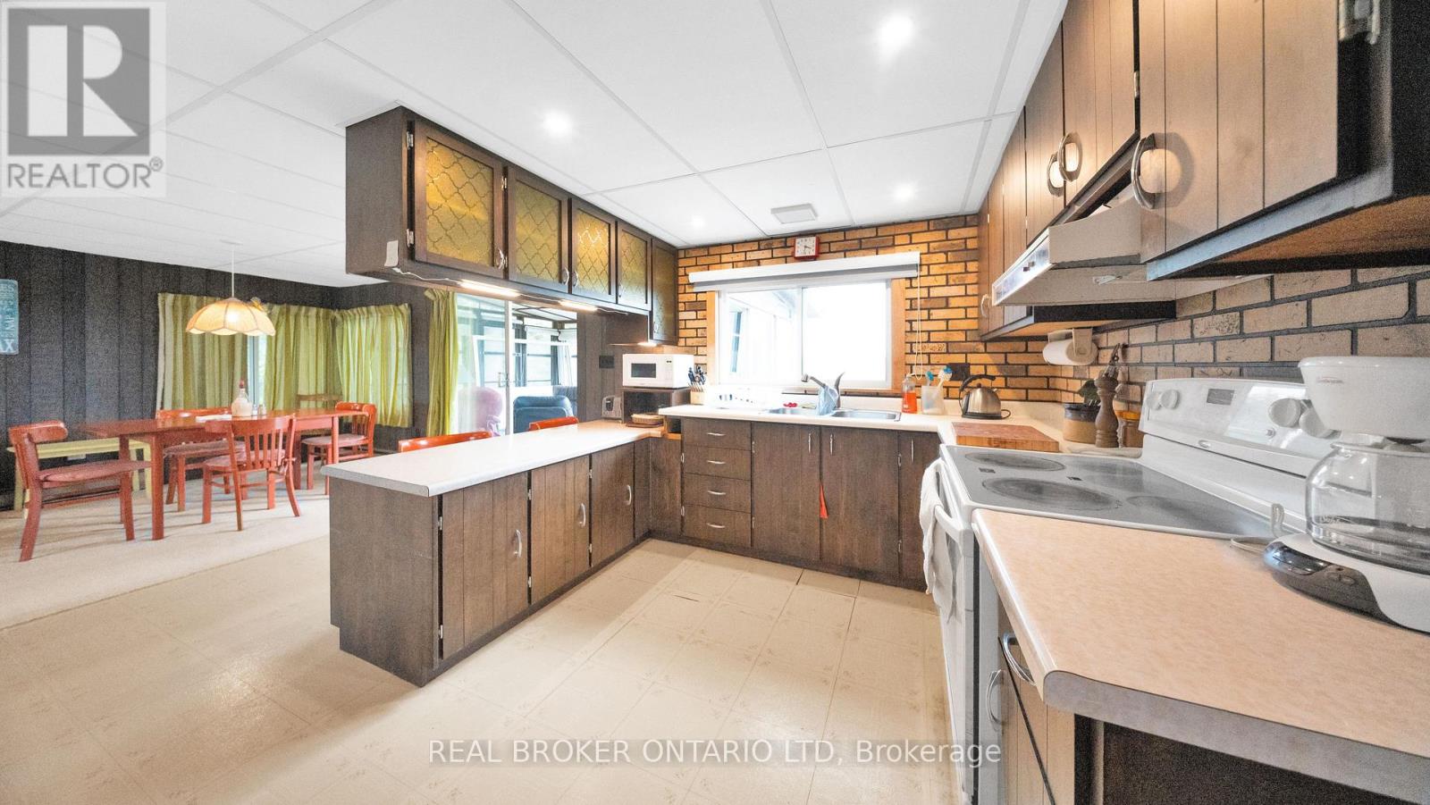 74652 Talbot Crescent, Bluewater, Ontario  N0M 1G0 - Photo 11 - X13114838