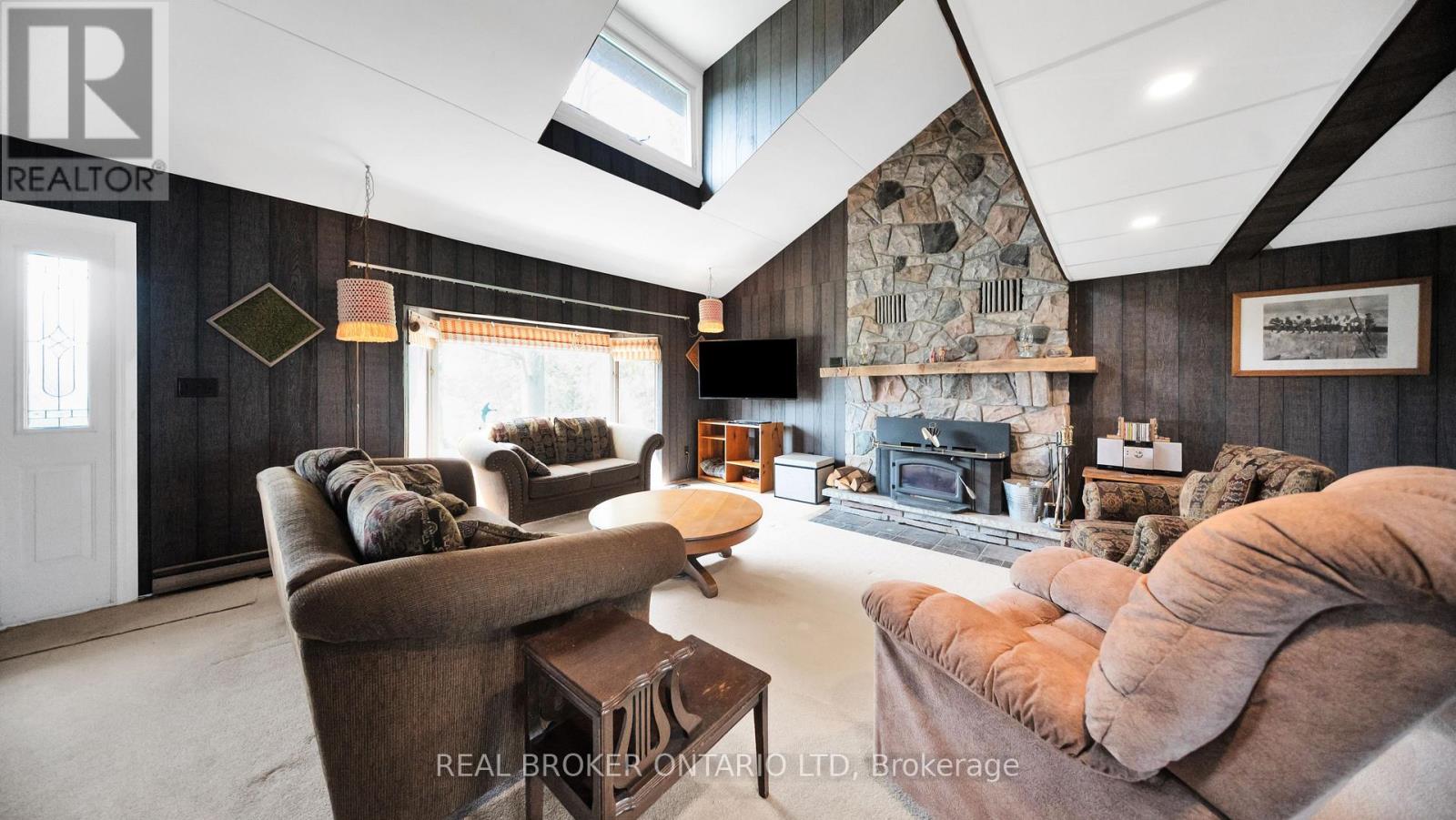 74652 Talbot Crescent, Bluewater, Ontario  N0M 1G0 - Photo 4 - X13114838
