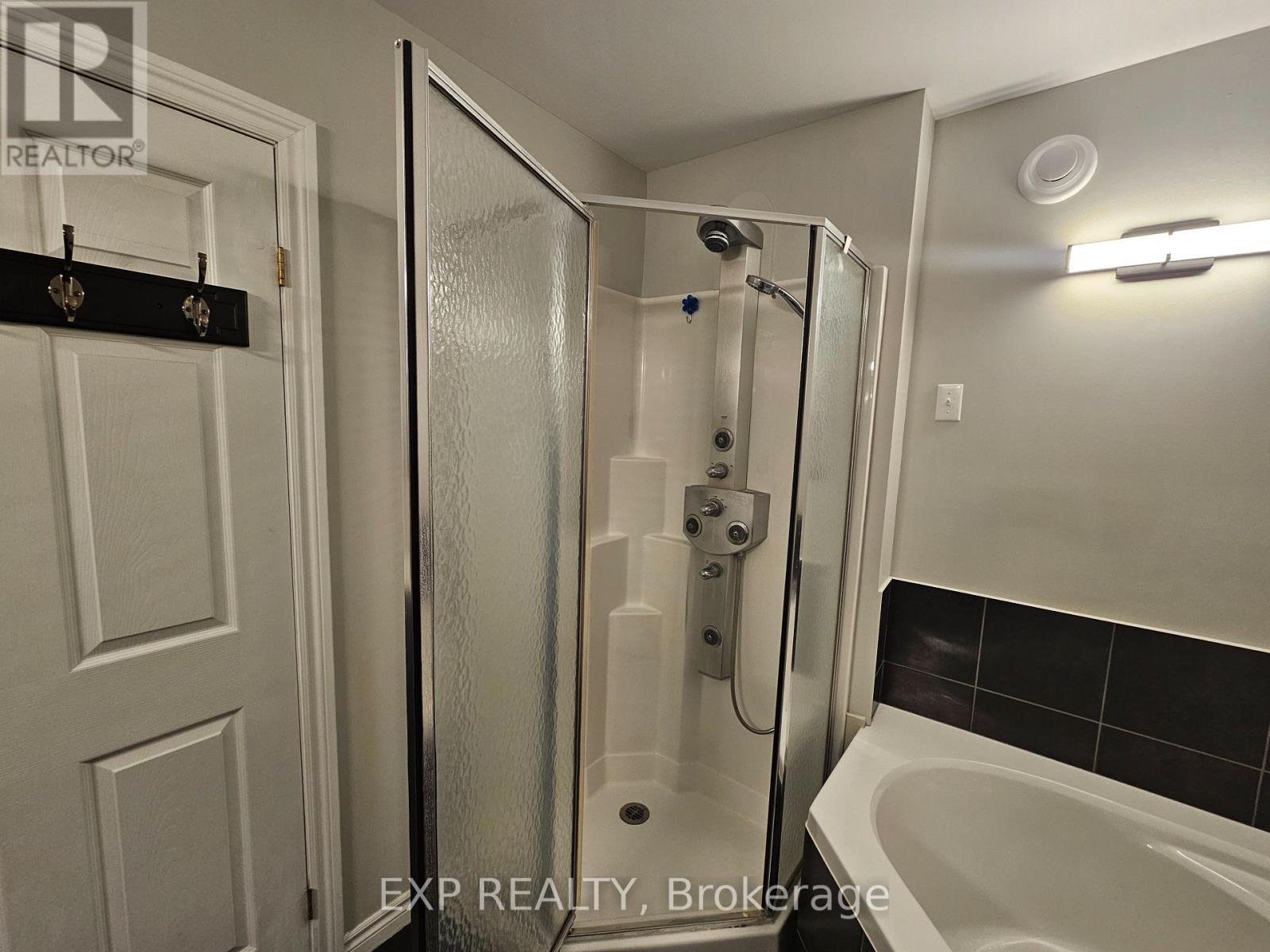 102 - 308 Watson Parkway N, Guelph, Ontario  N1E 0G7 - Photo 17 - X12854364