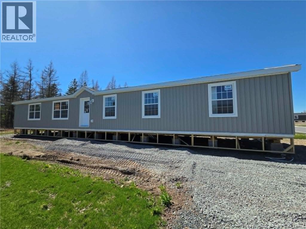 25 Luanne Drive, Waasis, New Brunswick  E3B 9E5 - Photo 1 - NB139237