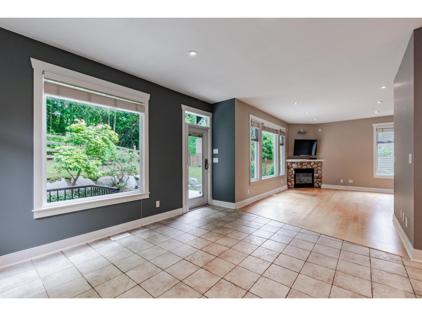 14650 61a Avenue, Surrey, British Columbia  V3S 6N4 - Photo 10 - R3122160