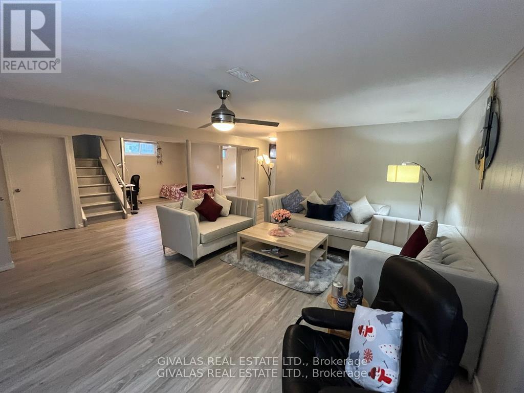 Lower - 94 Pleasant View Drive, Toronto, Ontario  M2J 3R1 - Photo 2 - C13114850
