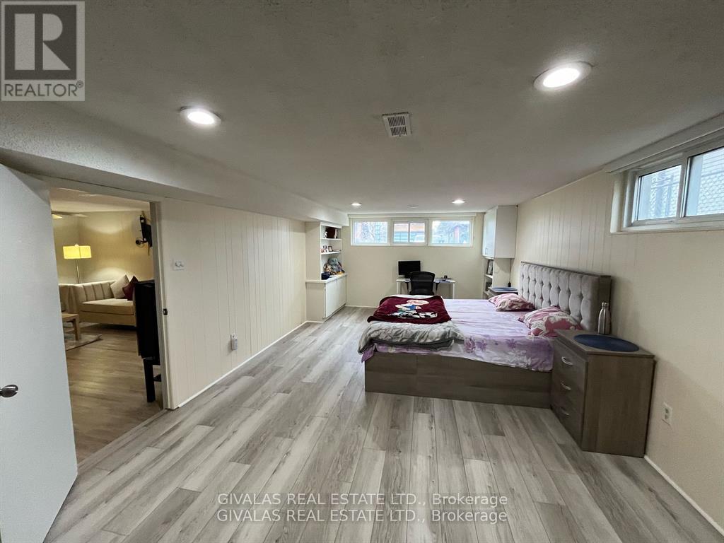 Lower - 94 Pleasant View Drive, Toronto, Ontario  M2J 3R1 - Photo 5 - C13114850
