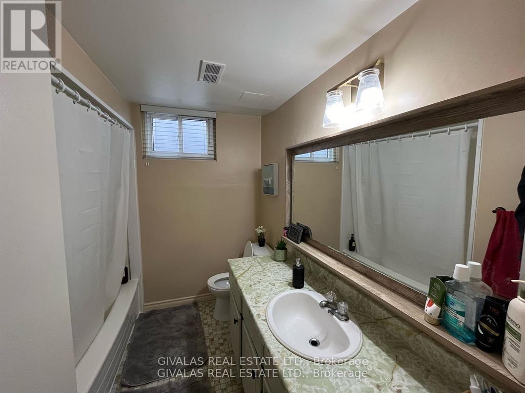 Lower - 94 Pleasant View Drive, Toronto, Ontario  M2J 3R1 - Photo 7 - C13114850