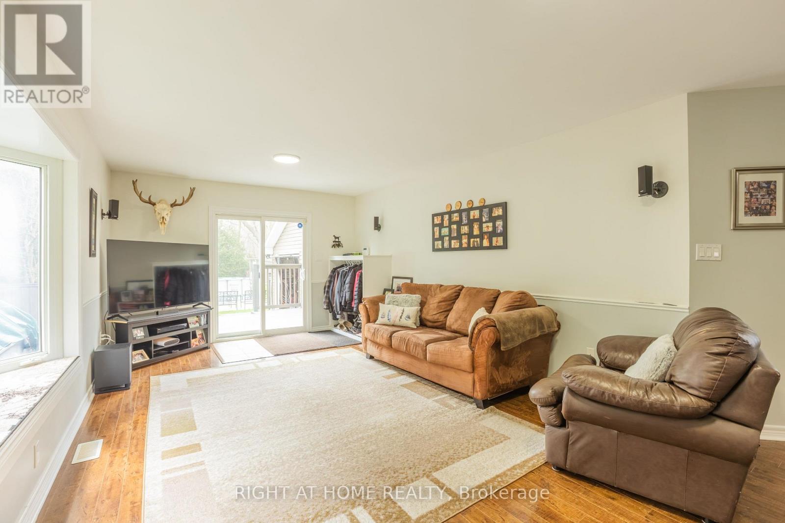 18 Duke Street, Clarington, Ontario  L1C 2T8 - Photo 8 - E13114876