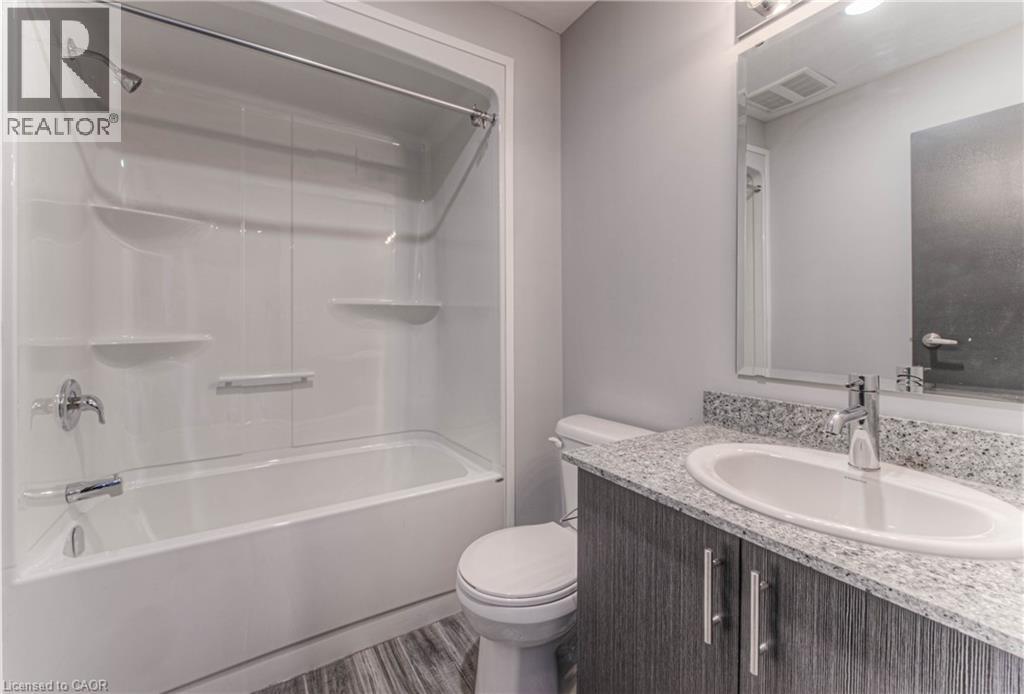 275 Larch Street Unit# F113, Waterloo, Ontario  N2L 3R2 - Photo 8 - 40789977