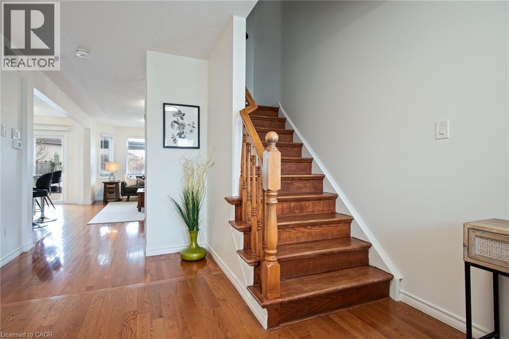 638 Windflower Crescent, Kitchener, Ontario  N2E 3S9 - Photo 5 - 40826529