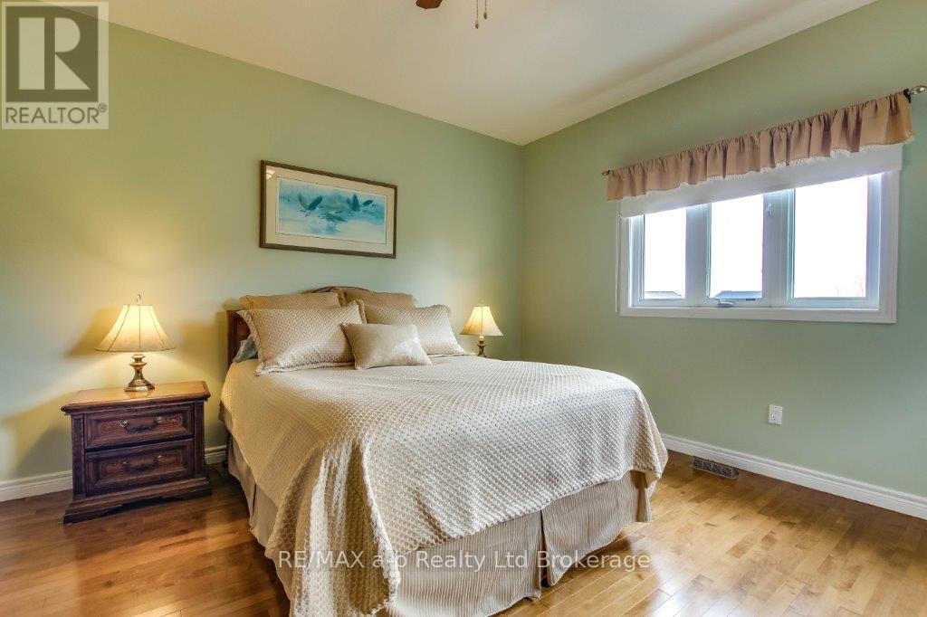 717 Garden Court Crescent, Woodstock, Ontario  N4T 0A2 - Photo 13 - X13114290