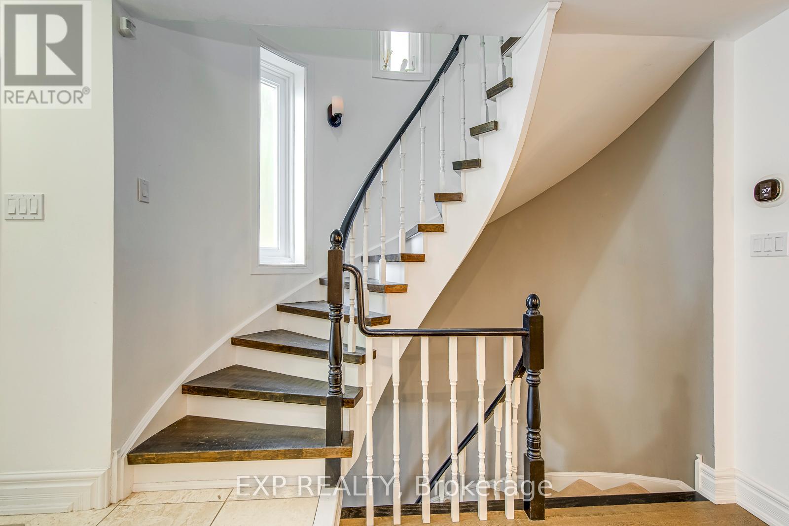 1225 Hedgestone Crescent, Oakville, Ontario  L6M 1X6 - Photo 24 - W13114806