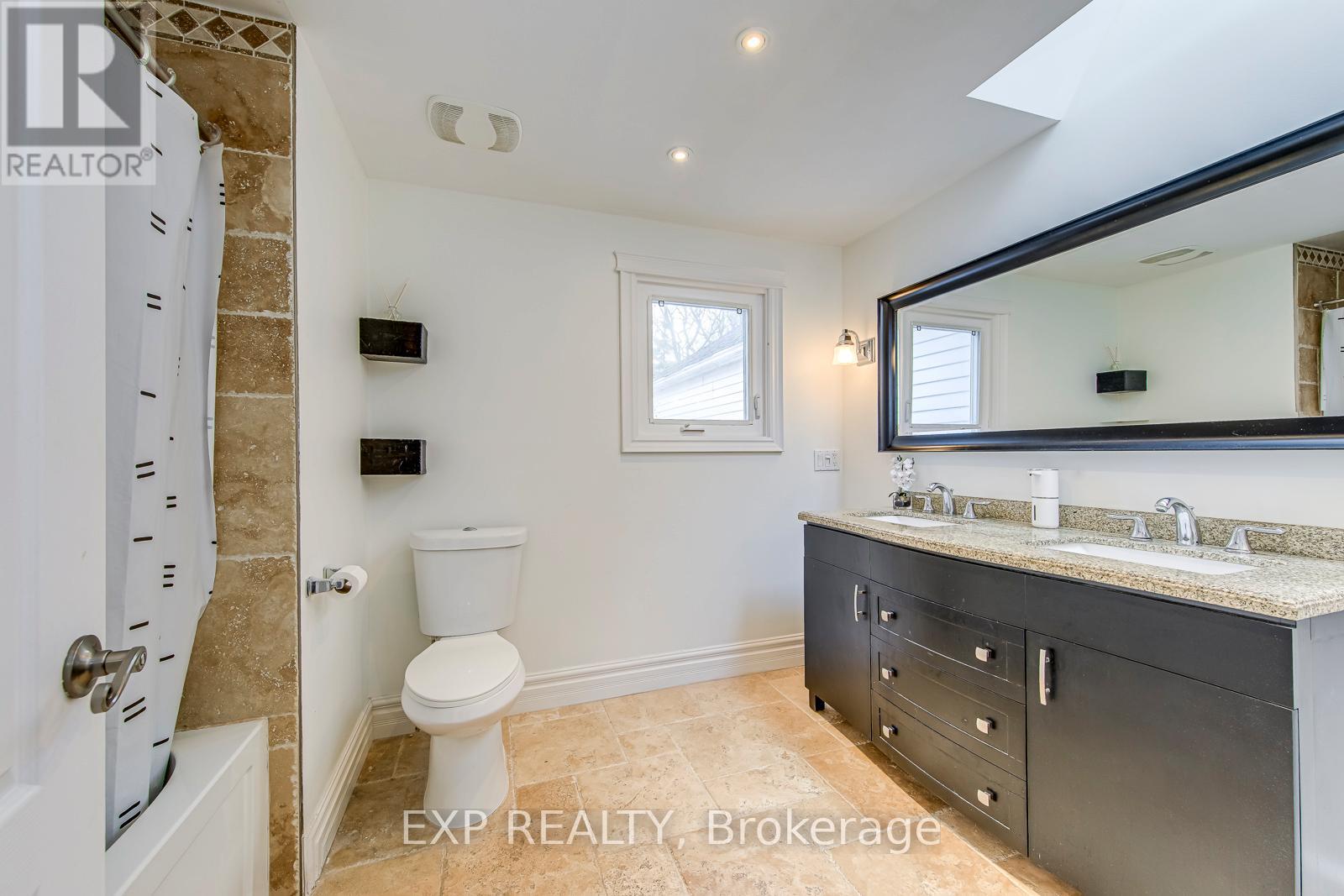 1225 Hedgestone Crescent, Oakville, Ontario  L6M 1X6 - Photo 30 - W13114806