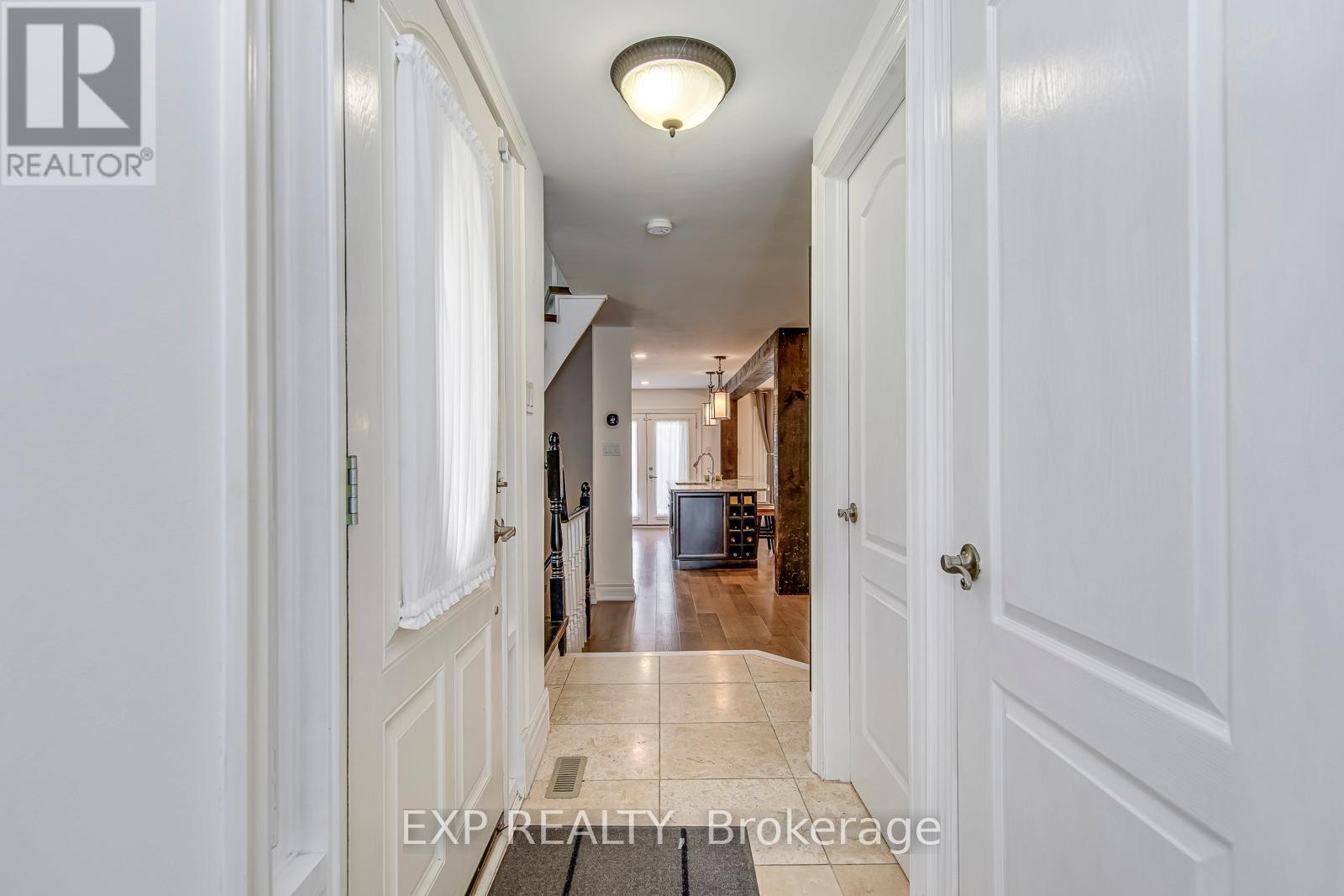 1225 Hedgestone Crescent, Oakville, Ontario  L6M 1X6 - Photo 5 - W13114806