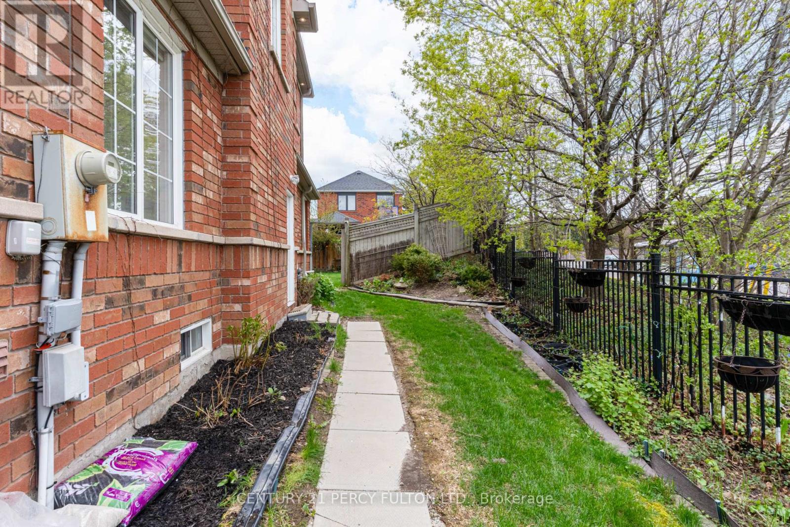 5988 Long Valley Road, Mississauga, Ontario  L5M 6K4 - Photo 33 - W13114862