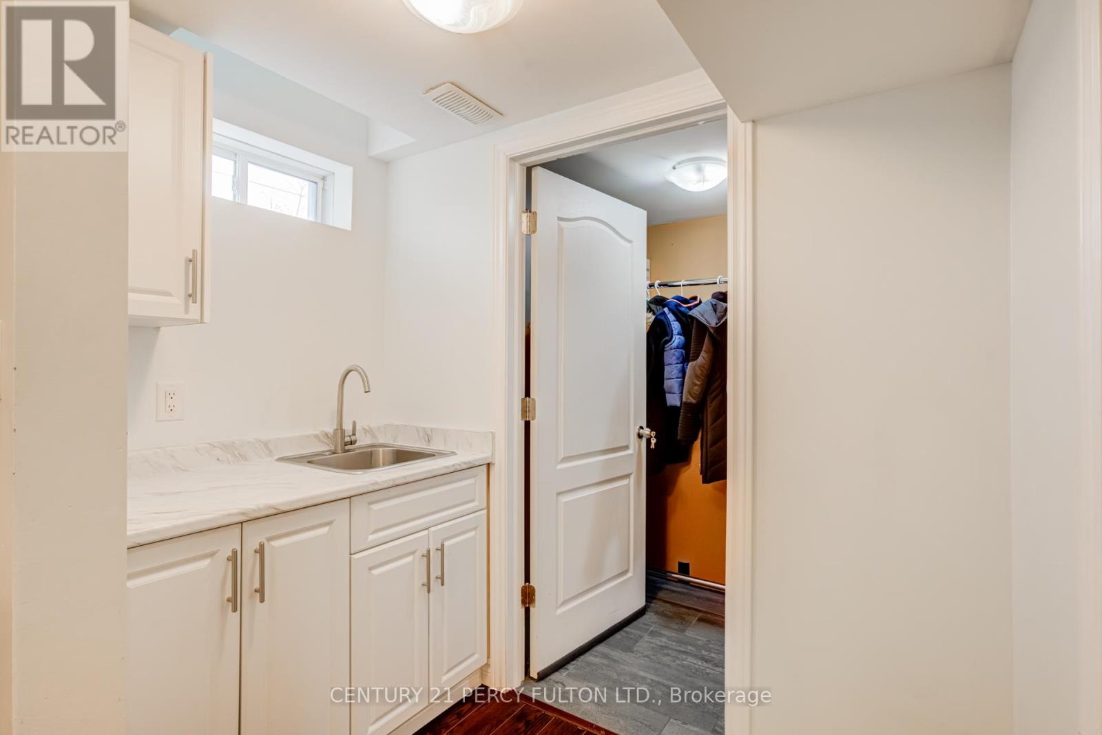 5988 Long Valley Road, Mississauga, Ontario  L5M 6K4 - Photo 41 - W13114862