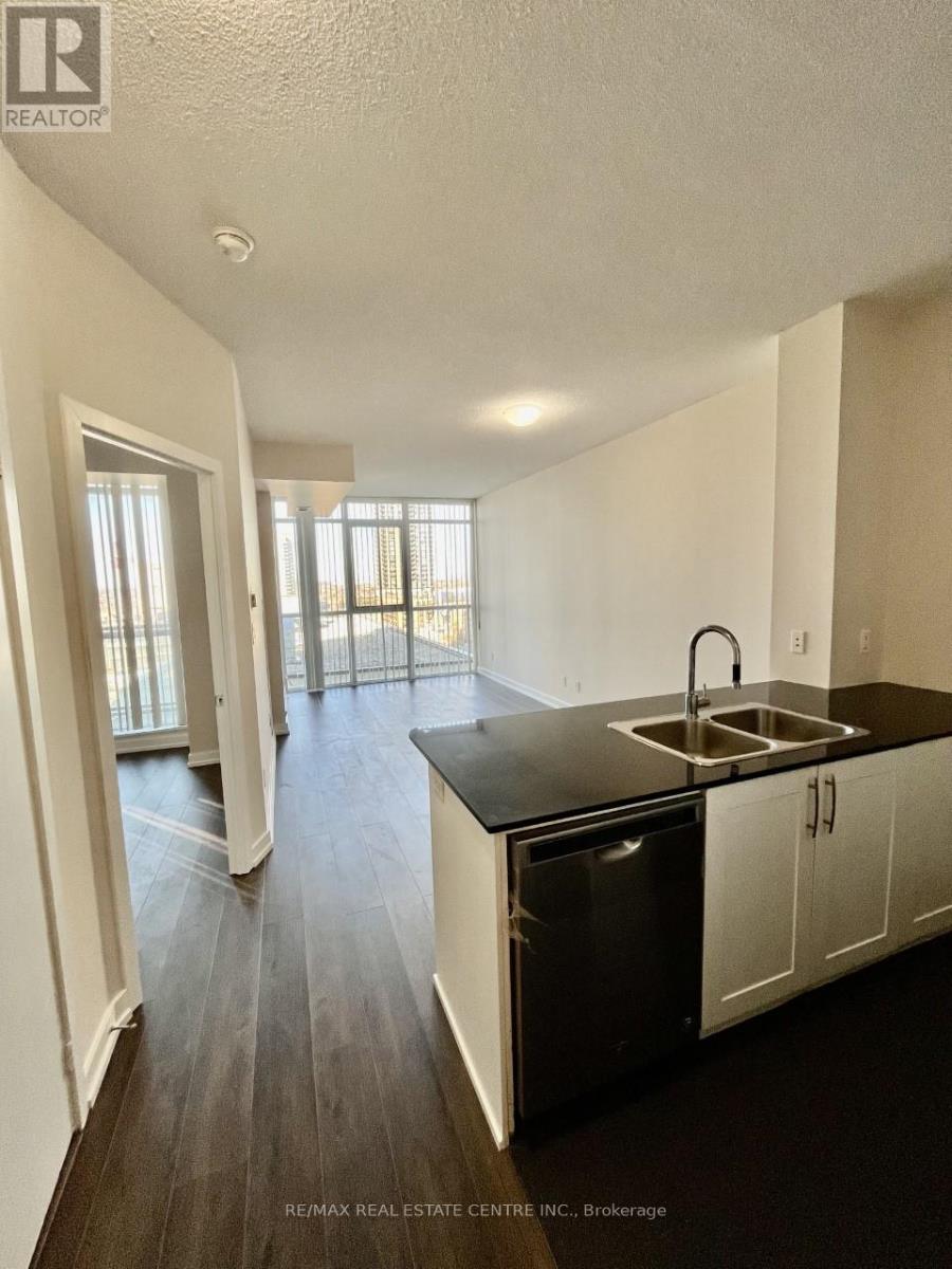 1008 - 4070 Confederation Parkway, Mississauga, Ontario  L5B 0E9 - Photo 6 - W13114884