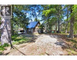 6 CHURCHILL Drive, Paris, Ontario