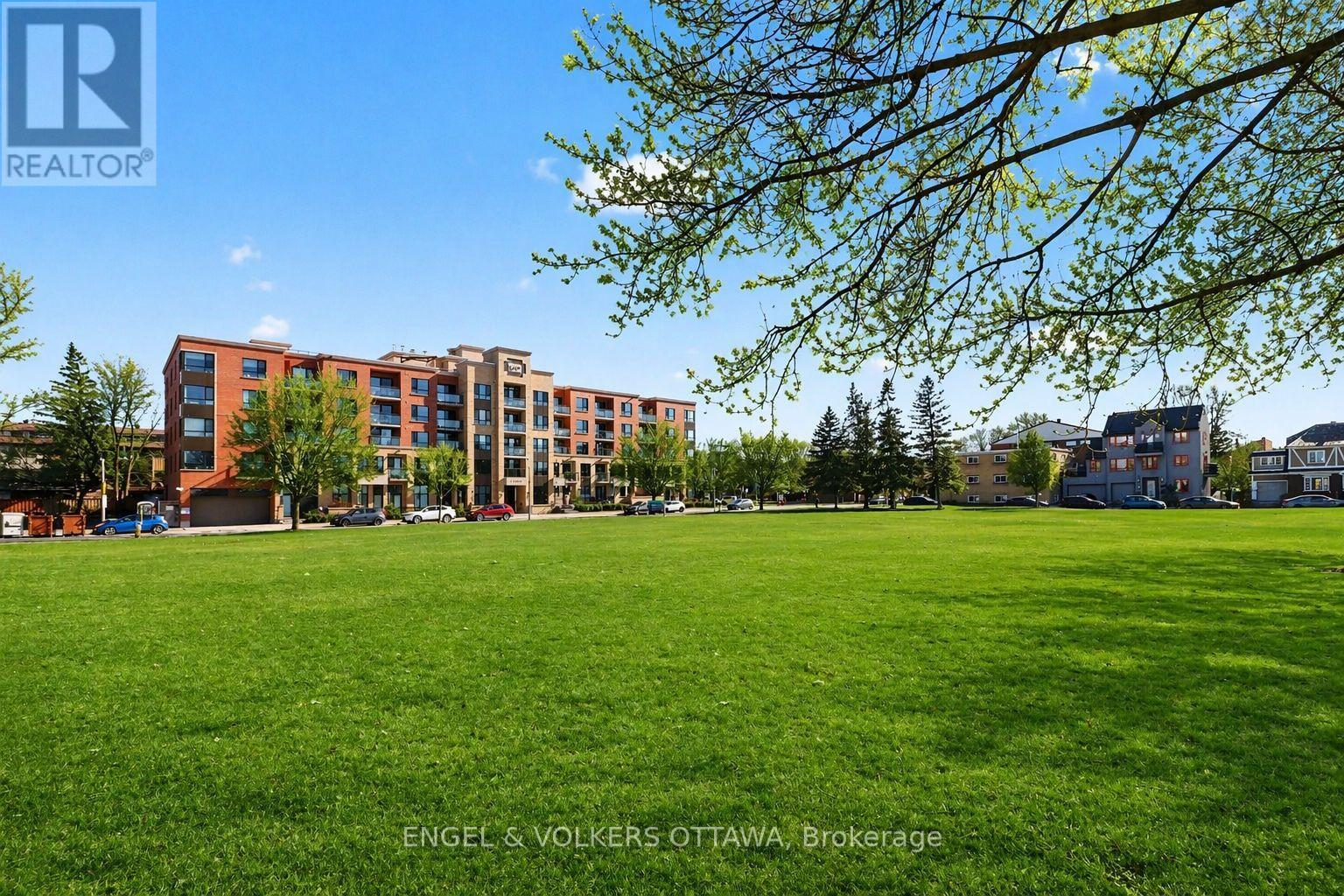 418 - 316 Bruyere Street, Ottawa, Ontario  K1N 5E7 - Photo 2 - X13028752