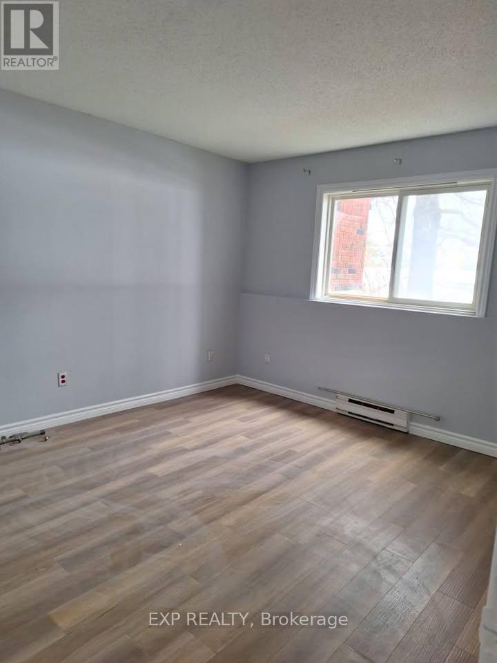 15 - 268 Lorry Greenberg Drive, Ottawa, Ontario  K1T 3K1 - Photo 8 - X13054566