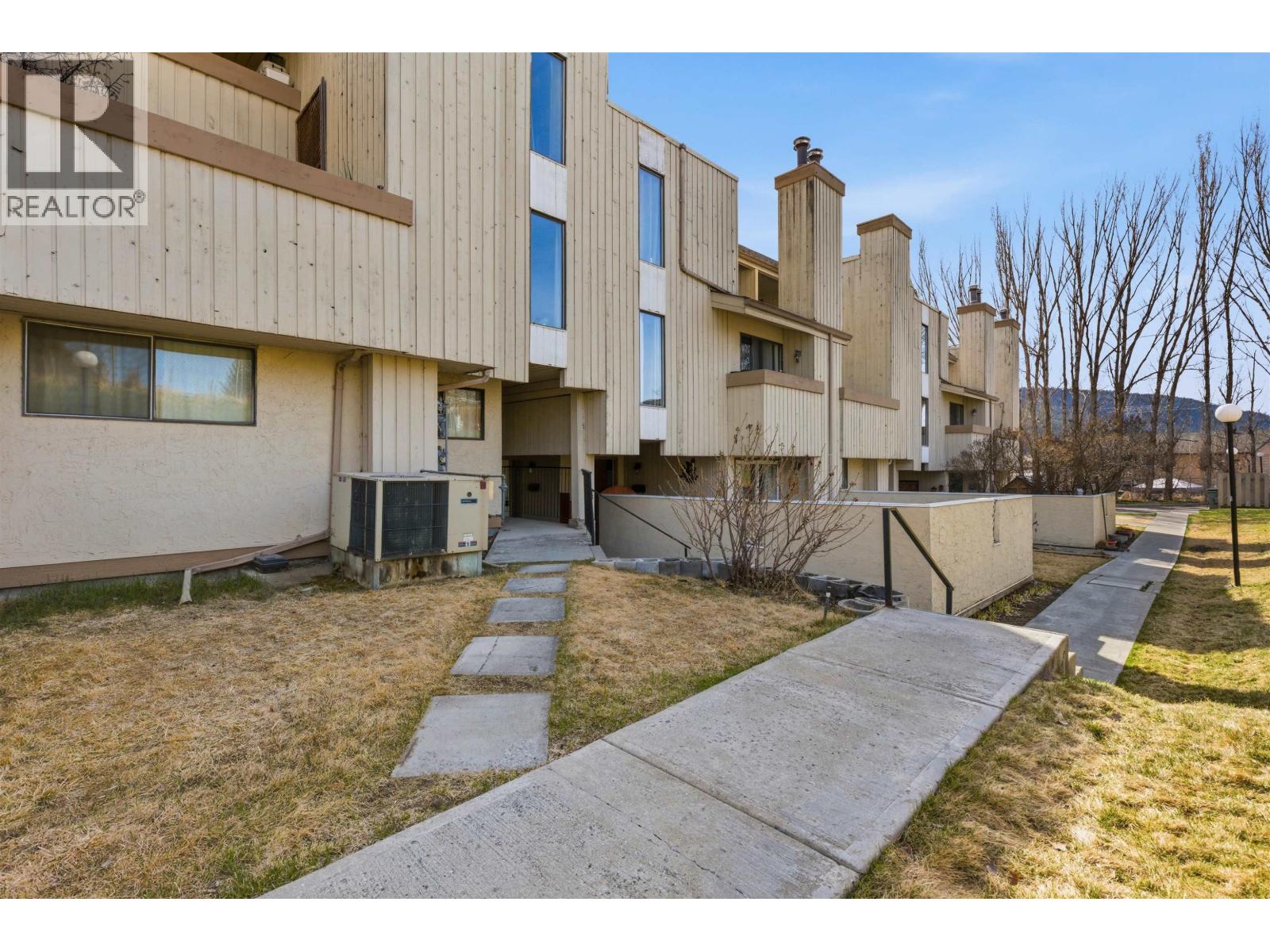 25 800 N SECOND AVENUE, Williams Lake, British Columbia