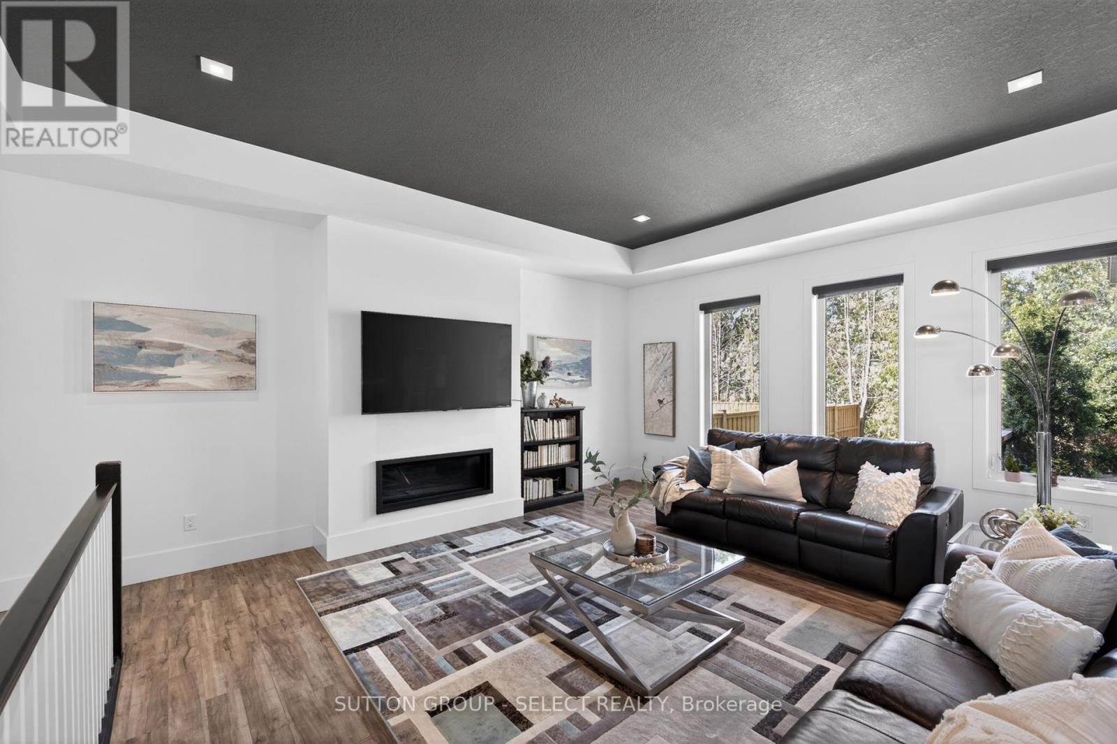 228 Martin Drive, Middlesex Centre, Ontario  N0M 2A0 - Photo 6 - X13114932