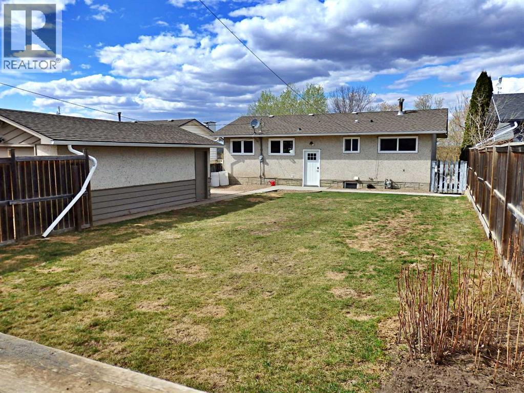 4713 55 Avenue, Vermilion, Alberta  T9X 1S5 - Photo 3 - A2309587