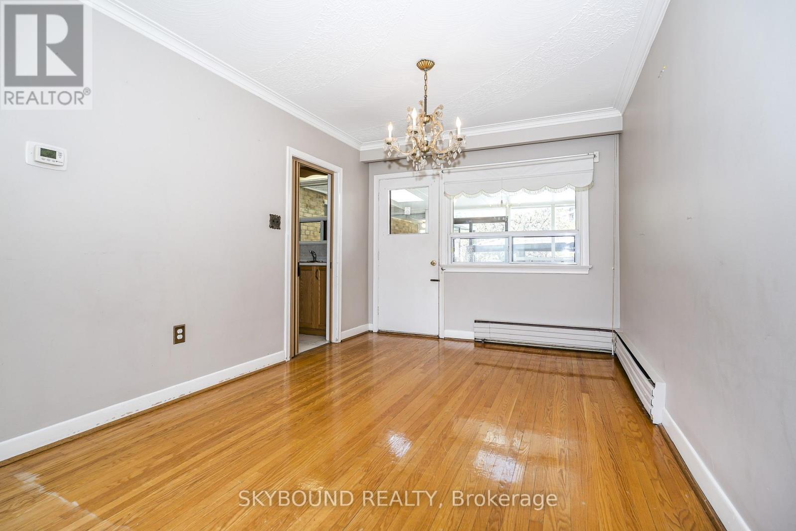 44 Tinder Crescent, Toronto, Ontario  M4A 1L3 - Photo 10 - C13114938