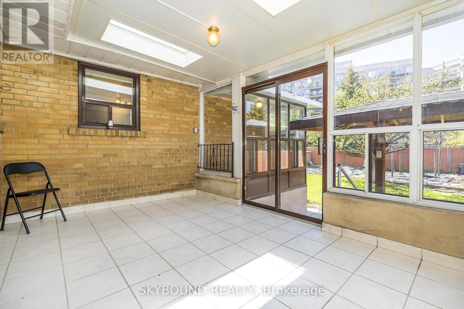 44 Tinder Crescent, Toronto, Ontario  M4A 1L3 - Photo 23 - C13114938