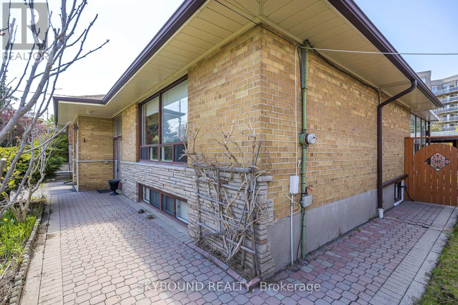 44 Tinder Crescent, Toronto, Ontario  M4A 1L3 - Photo 36 - C13114938