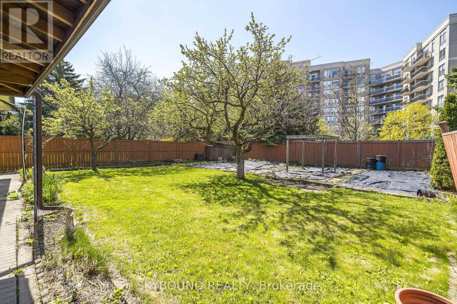 44 Tinder Crescent, Toronto, Ontario  M4A 1L3 - Photo 38 - C13114938