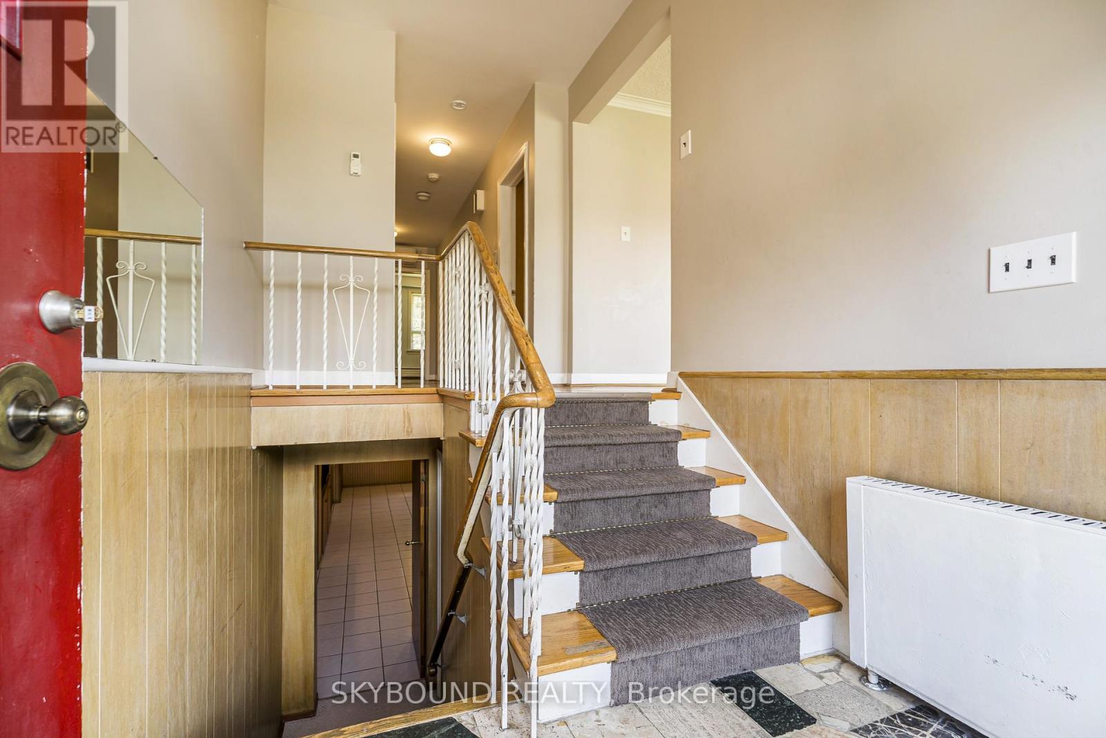 44 Tinder Crescent, Toronto, Ontario  M4A 1L3 - Photo 5 - C13114938
