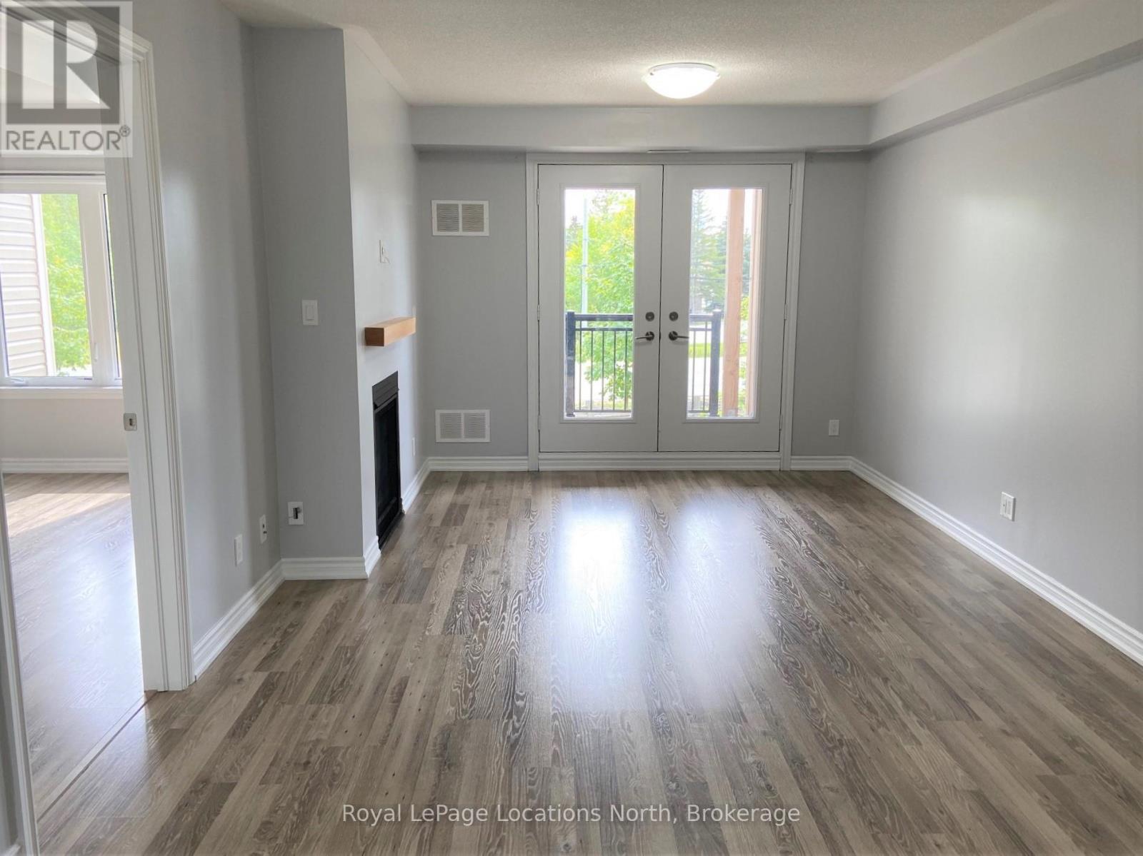 203 - 2 Anchorage Crescent, Collingwood, Ontario  L9Y 0Y6 - Photo 3 - S13114892