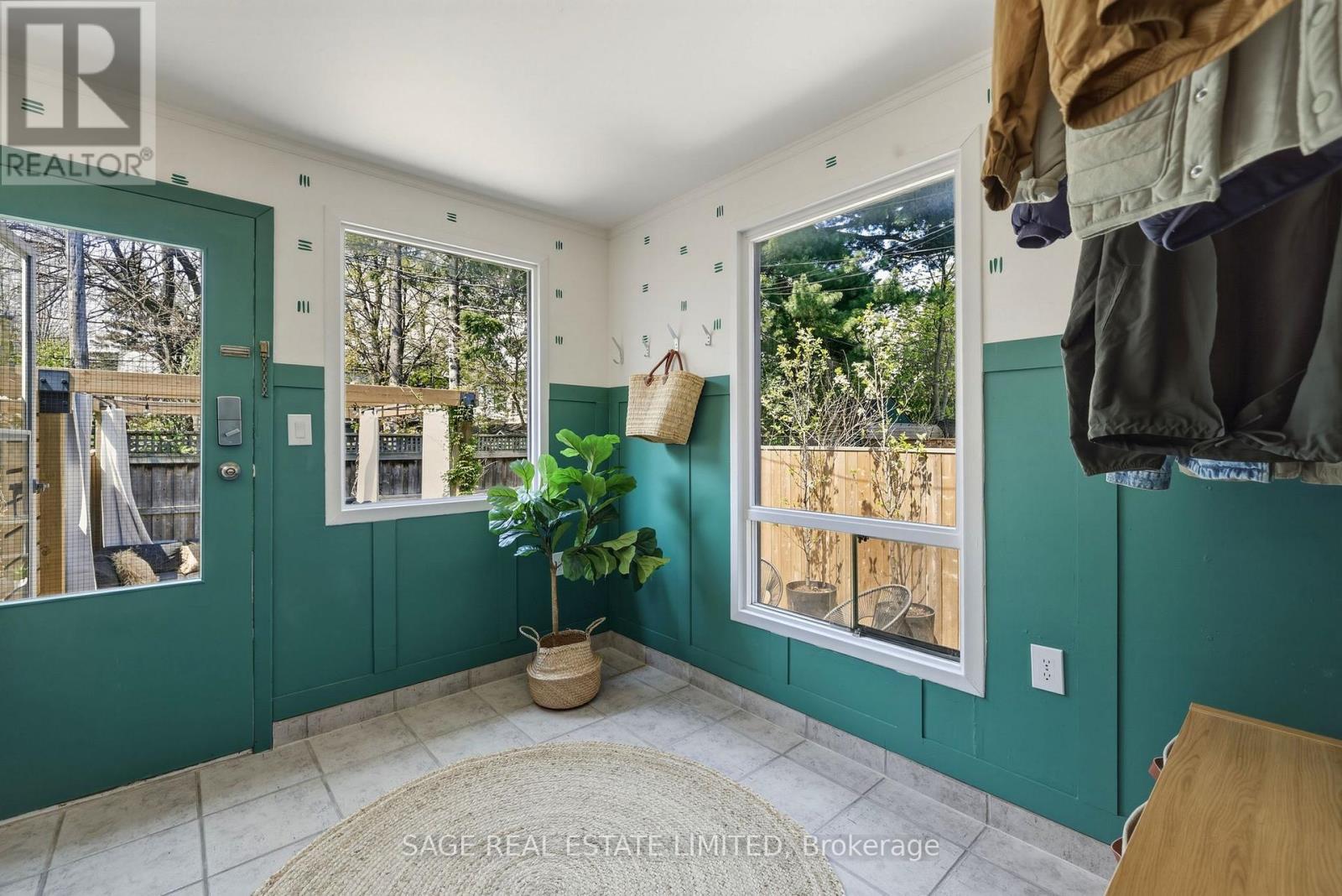 662 Woodbine Avenue, Toronto, Ontario  M4E 2J1 - Photo 16 - E13114920